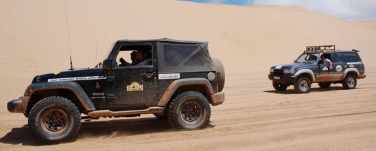 Quelques jeeps lors du Raid Maroc 2011