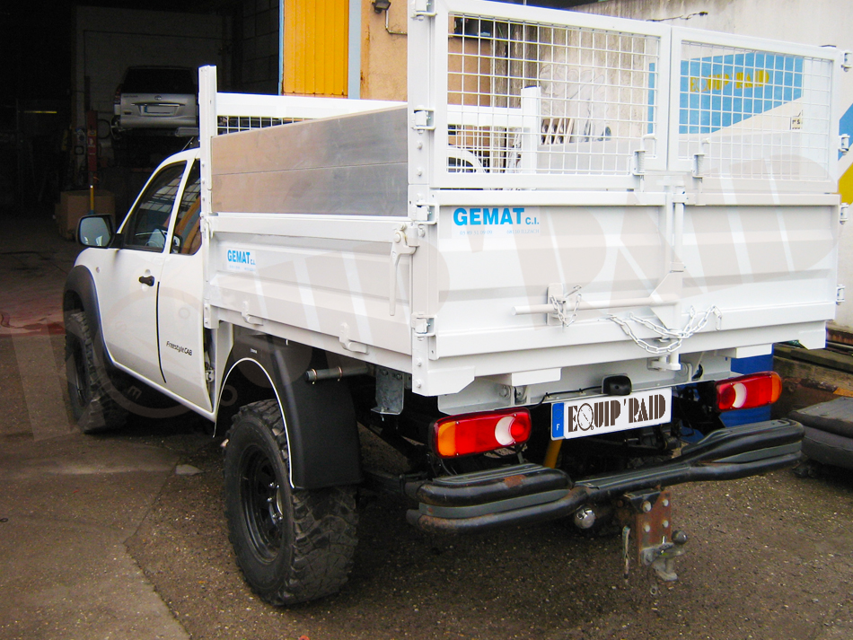 Nissan pick up np300 4x4 avec benne basculante occasion #5