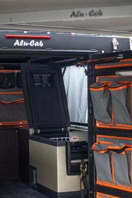 Frigo 4x4  ARB équipement 4x4 aménagement intérieur 4x4 canopy camper Alu-cab
