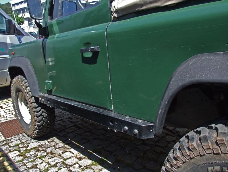 BARRES LATERALES AFN XHD POUR LAND ROVER DEFENDER 90