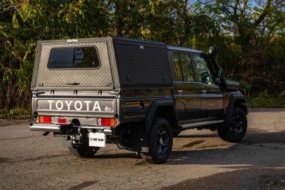 Toyota Land Cruiser 79 Facelift 2024 neuf ave hardtop Alu-Cab importé par Equip Raid
