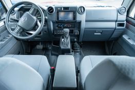 Toyota Land Cruiser 79 Facelift 2024 neuf en vente chez Equip Raid