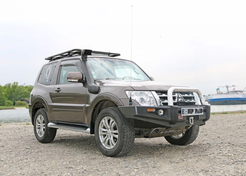 Pajero 4 мигает раздатка