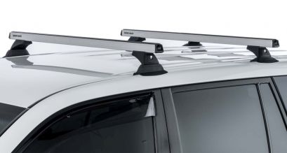 Barres de toit : Toute une gamme de barres de toit pré-montées pour voiture
