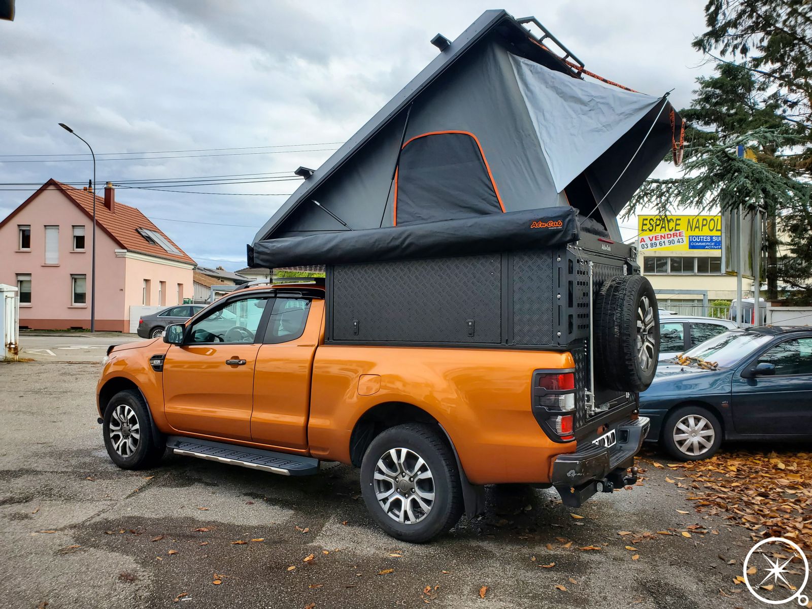 Tente De Toit Pick Up Ford Ranger www.equip-raid.fr