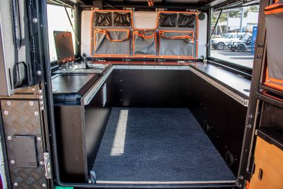Améngagement intérieur canopy camper - Toyota Hilux revo