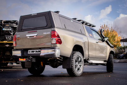 Hardtop alu-cab toyota hilux revo préparation 4x4 Equip'raid