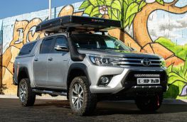 Préparation Toyota Hilux Revo - tente de toit Ikamper