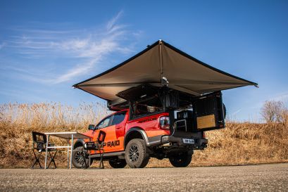 Auvent alu-cab 270° 2.5m avec canopy camper sur Ford Raptor 2023