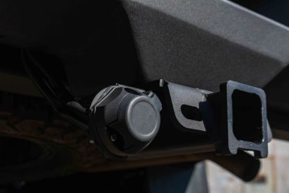 toyota-hilux-revo-invincible-preparation-4x4-alsace-tente-de-toit-equipraid-attelage
