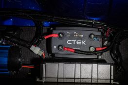coupleur séparateur chargeur batterie aménagement intérieur 4x4 ford ranger CTECK