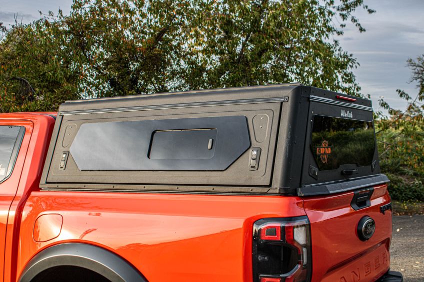 Ford Ranger Raptor 2023 préparé par Equip'Raid Hardtop Contour Alu-Cab