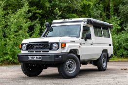 Toyota Land Cruiser GRJ 78 importé et préparé par Equip'Raid