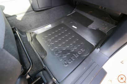 Tapis de sol Carbox - TOYOTA GDJ 155