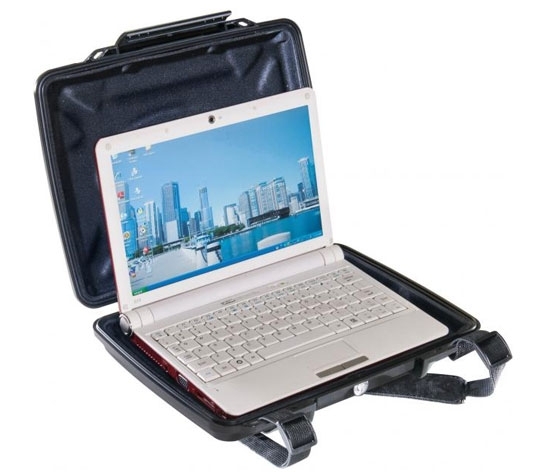 VALISE HARDBACK PELI PROGEAR POUR MINIPORTABLES ET TABLETTES DE 10.1 POUCES