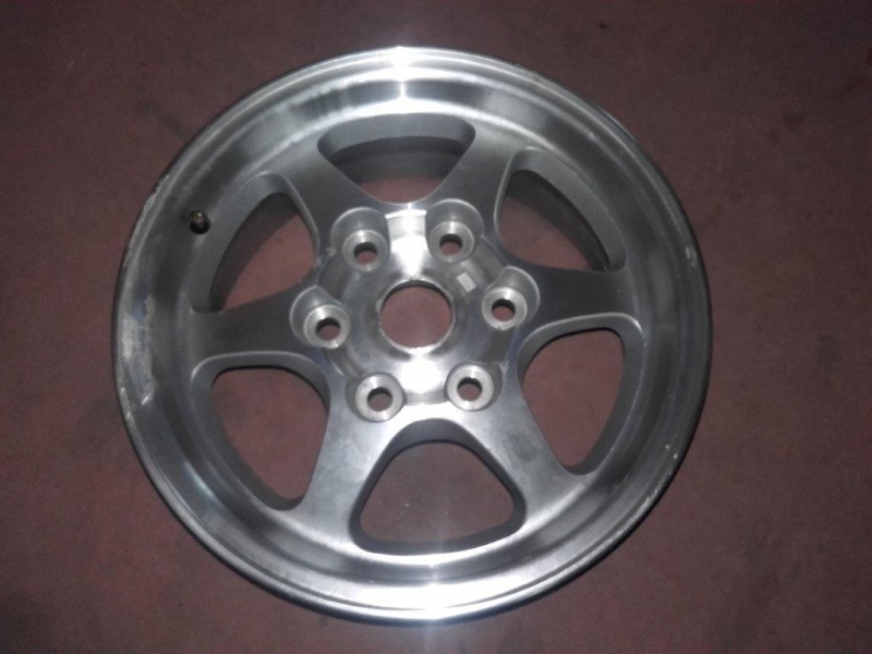 5 jantes occasion 7x16 pour mitsubishi pajero evo