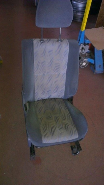 Siege conducteur occasion pour toyota kdj 90/95