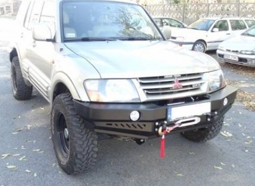 PARE CHOC AVANT DE REMPLACEMENT F4X4 POUR MITSUBISHI PAJERO III DE 1999 A 2006