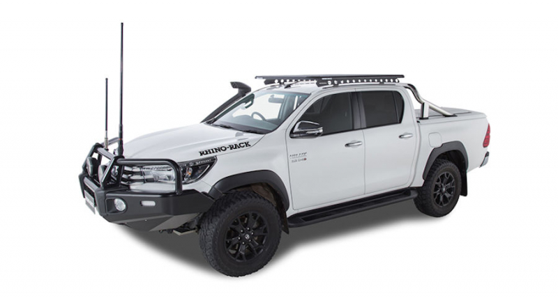 KIT BACKBONE AVEC GALERIE RHINO RACK PIONEER 6 1500 X 1240 MM POUR TOYOTA HILUX REVO DOUBLE CABINE (PIEDS INCLUS)