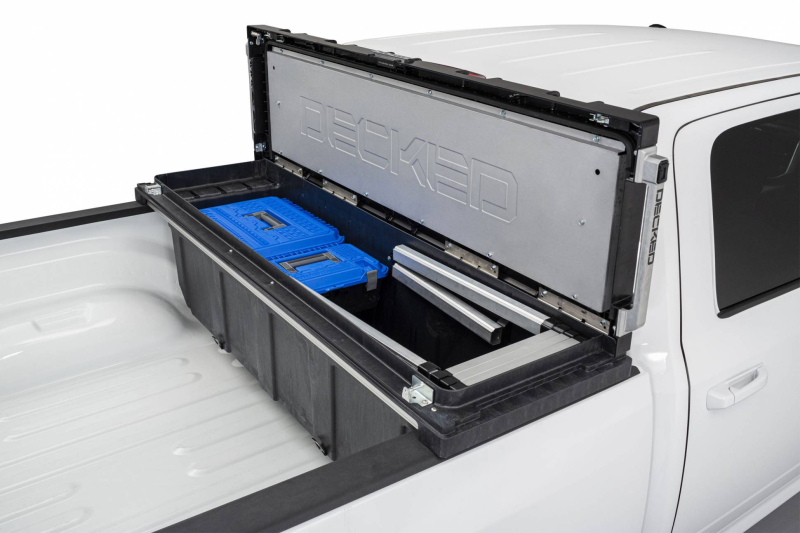 BOITE A OUTILS DECKED TOOL BOX POUR PICKUP (FOURNI AVEC ECHELLE)