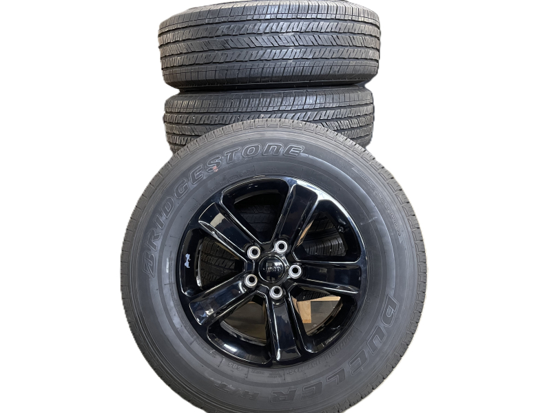 LOT DE 5 ROUE D'OCCASION POUR JEEP WRANGLER JL/JT JANTE ALU 18X7.5 ET PNEUS 255/70/18