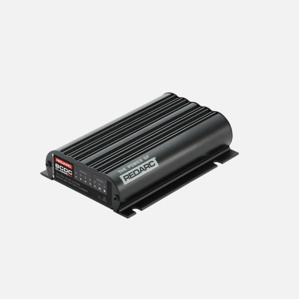 SEPARATEUR CHARGEUR BOOSTER 12V 25A BCDC1225 REDARC ETANCHE 2 ENTREES POUR CHARGE ALTERNATEUR ET PANNEAU SOLAIRE