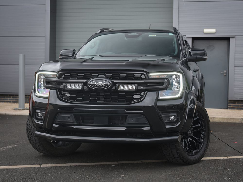 KIT ECLAIRAGE LED LAZER LONGUE PORTEE TRIPLE-R 750 WIDE AVEC INTEGRATION A LA CALANDRE POUR FORD RANGER WILDTRAK 2023+