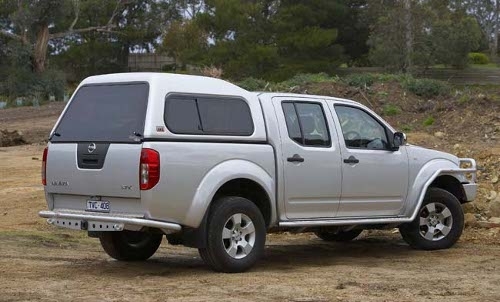 HARDTOP ARB SANS FENETRES POUR NISSAN NAVARA D40 DOUBLE CABINE