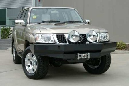 PARE CHOC AVANT TJM T17 POUR NISSAN PATROL Y61 A PARTIR DE 2005