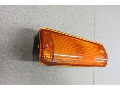 CLIGNOTANT AVANT DROIT 