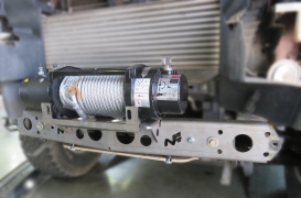 KIT MONTAGE DE TREUIL INTEGRE AU PARE CHOC D'ORIGINE  POUR FORD RANGER PX 1 & 2