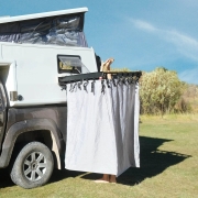 douche exterieure Ormo.jpg