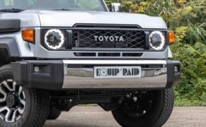 PARE CHOC OCCASION AVANT D'ORIGINE POUR TOYOTA LANDCRUISER SERIE 78/79/76 A PARTIR DE 2023 SANS ELARGISSEUR D'AILE
