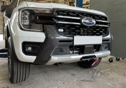 KIT DE MONTAGE INTEGRE AVEC TREUIL WARN M8000 POUR FORD RANGER ET VW AMAROK 2023+