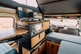 Option Module Cuisine haut  pour l’aménagement intérieur du Toyota Land Cruiser 78 Troopy
