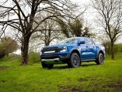 Kit éclairage LED Lazer Triple-R 16 Elite+ avec intégration à la calandre pour Ford Ranger Raptor à partir de 2023