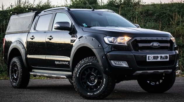 ELARGISSEURS D'AILES AVEC BOULONS POUR FORD RANGER ET FORD RANGER RAPTOR DOUBLE/EXTRA CABINE AVEC ABS DE 2019 A 2023