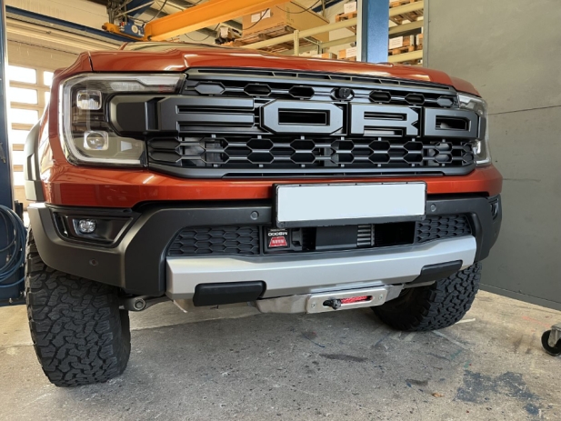 Achetez KIT MONTAGE INTEGRE POUR TREUIL POUR FORD RANGER RAPTOR 2023 ...