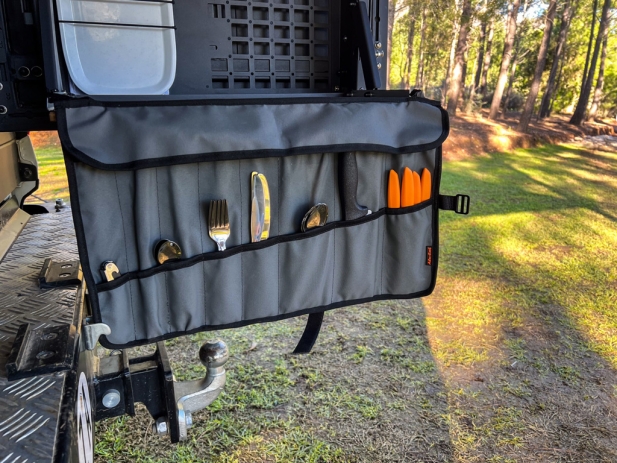 SET DE COUVERTS DELUXE ALU-CAB ET POCHETTE DE RANGEMENT ENROULABLE