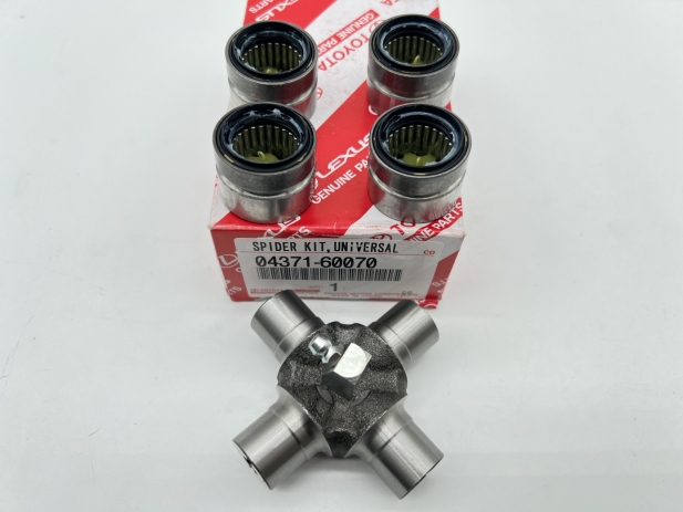 CROISILLON DE TRANSMISSION POUR TOYOTA LAND CRUISER Ø 29 x 77.3 MM