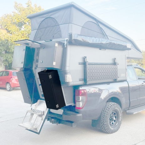 Coffre arrière supplémentaire BAS droit.jpg