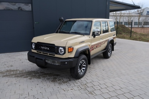 TOYOTA LAND CRUISER GRJ76 V6 4.0L ESSENCE BVA6 BEIGE 4 PLACES LX AVEC TREUIL ET BLOCAGES