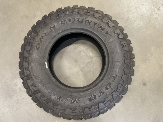 DESTOCKAGE PNEUS TOYO TIRES OPEN COUNTRY M/T – 235/85 R16 DOT2012