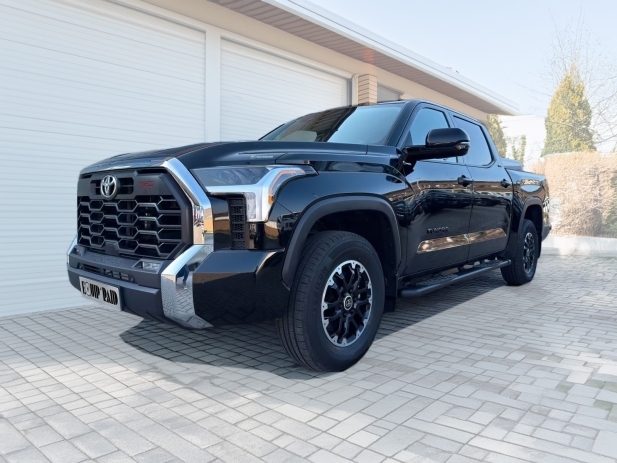 Toyota Tundra CrewMax 3,5L V6 SR 2024 - Occasion