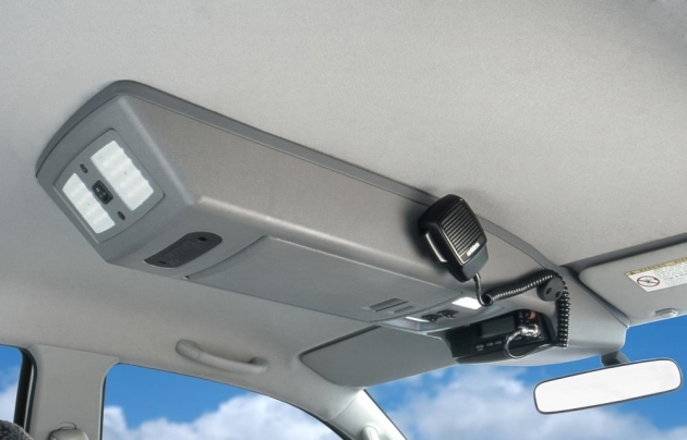CONSOLE DE TOIT LONGITUDINALE ARB POUR TOYOTA HILUX REVO DOUBLE ET EXTRA CABINE DE 2021 A 2026 AVEC BOUTON SOS