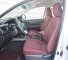 Toyota Hilux Double Cabine 2.7 Essence blanc 4WD (options AT DLX PWR)