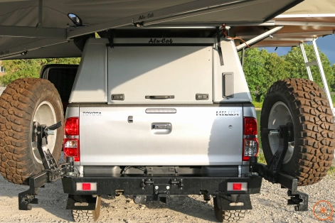 Pare-chocs arrière AFN avec double porte-roue - Toyota Hilux Vigo