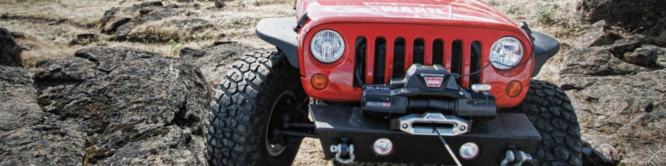 Treuil Warn monté sur Jeep