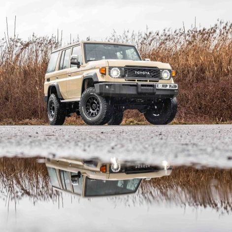 Préparation Toyota Land Cruiser Série 7 LC76 réalisée par Equip'Raid