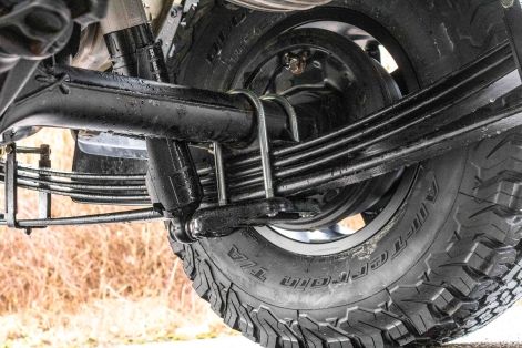Kit de lames paraboliques Terrain Tamer sur Toyota Land Cruiser LC76